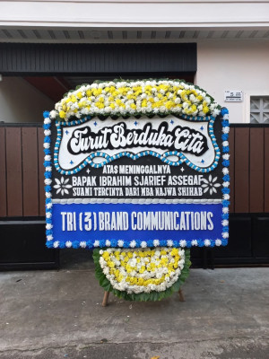Papan Bunga Duka di Makassar Timur